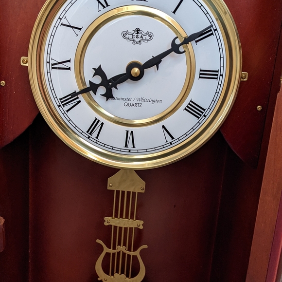 Wooden wall clock with glass cabinet - Picture 3 of 3